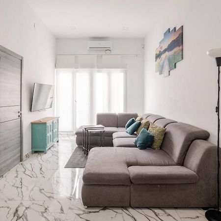 Apartamento En Planta Baja Cerca De La Playa En Badalona Extérieur photo