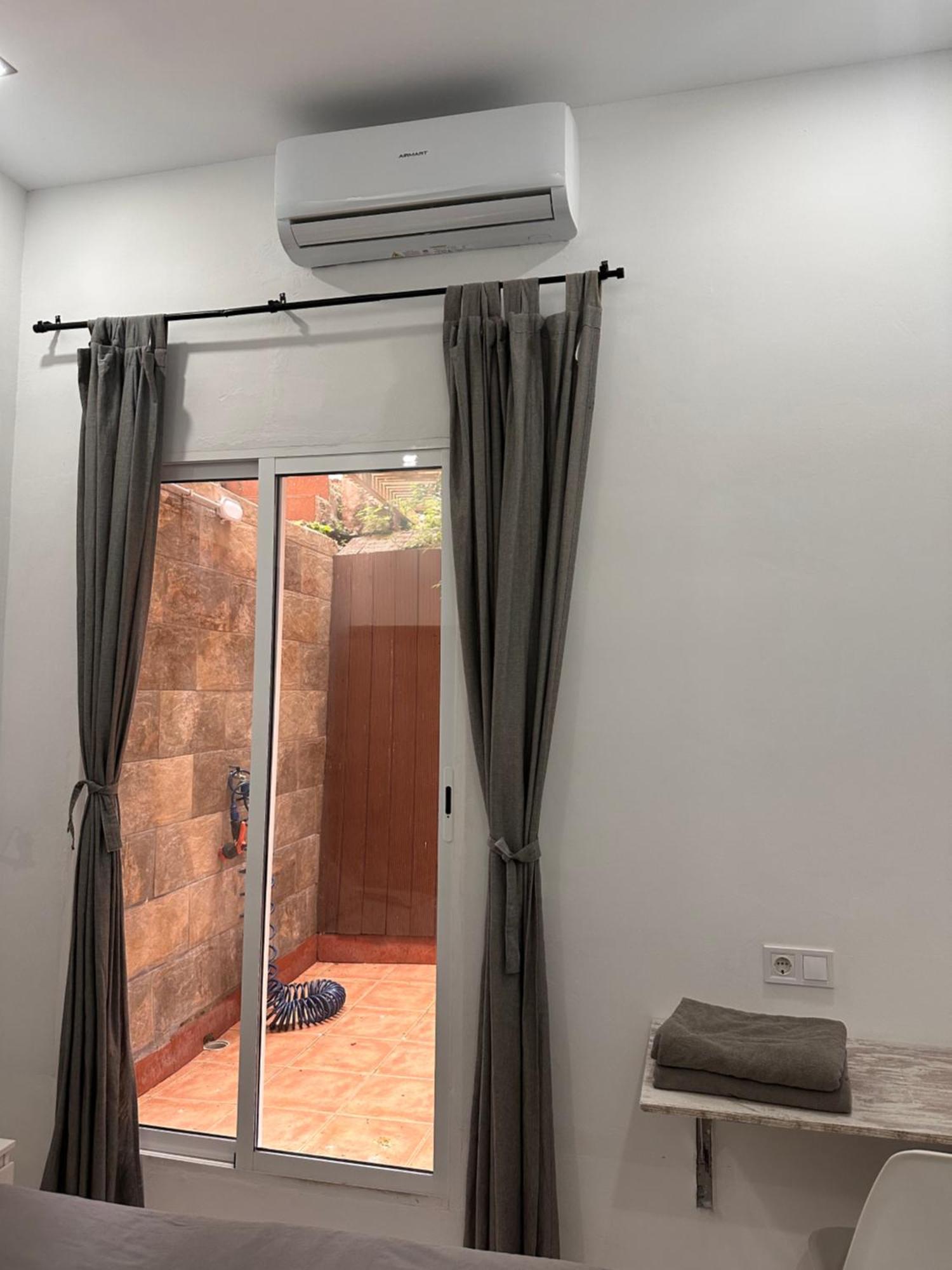 Apartamento En Planta Baja Cerca De La Playa En Badalona Extérieur photo
